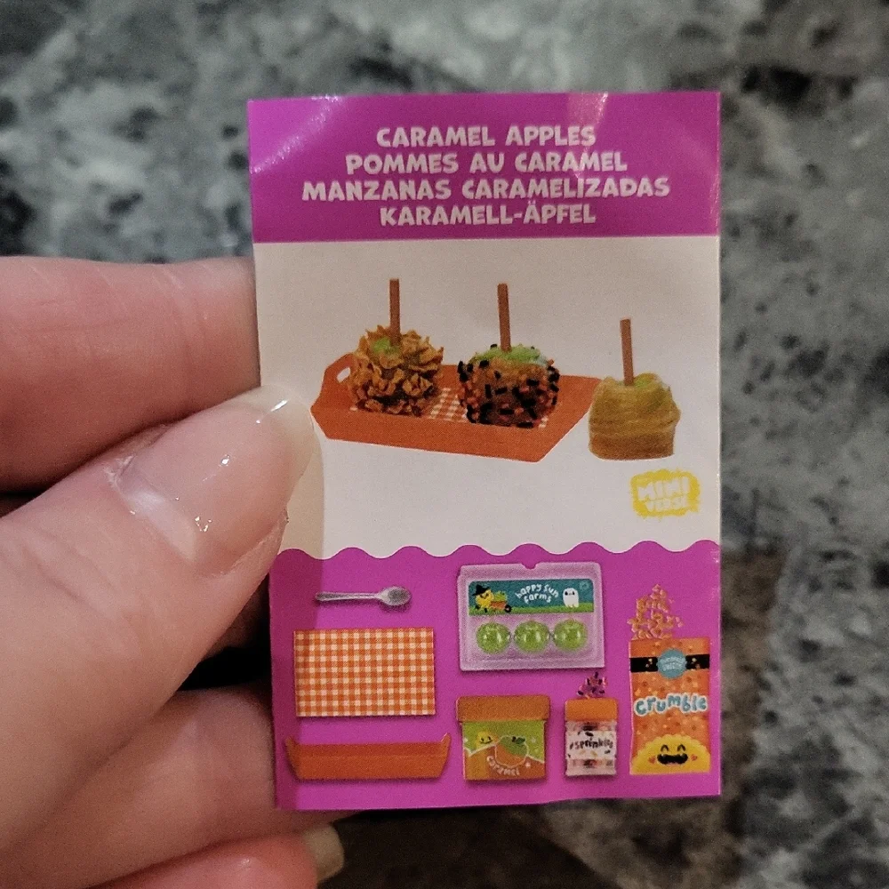 Miniverse Make It Mini Halloween Caramel Apples